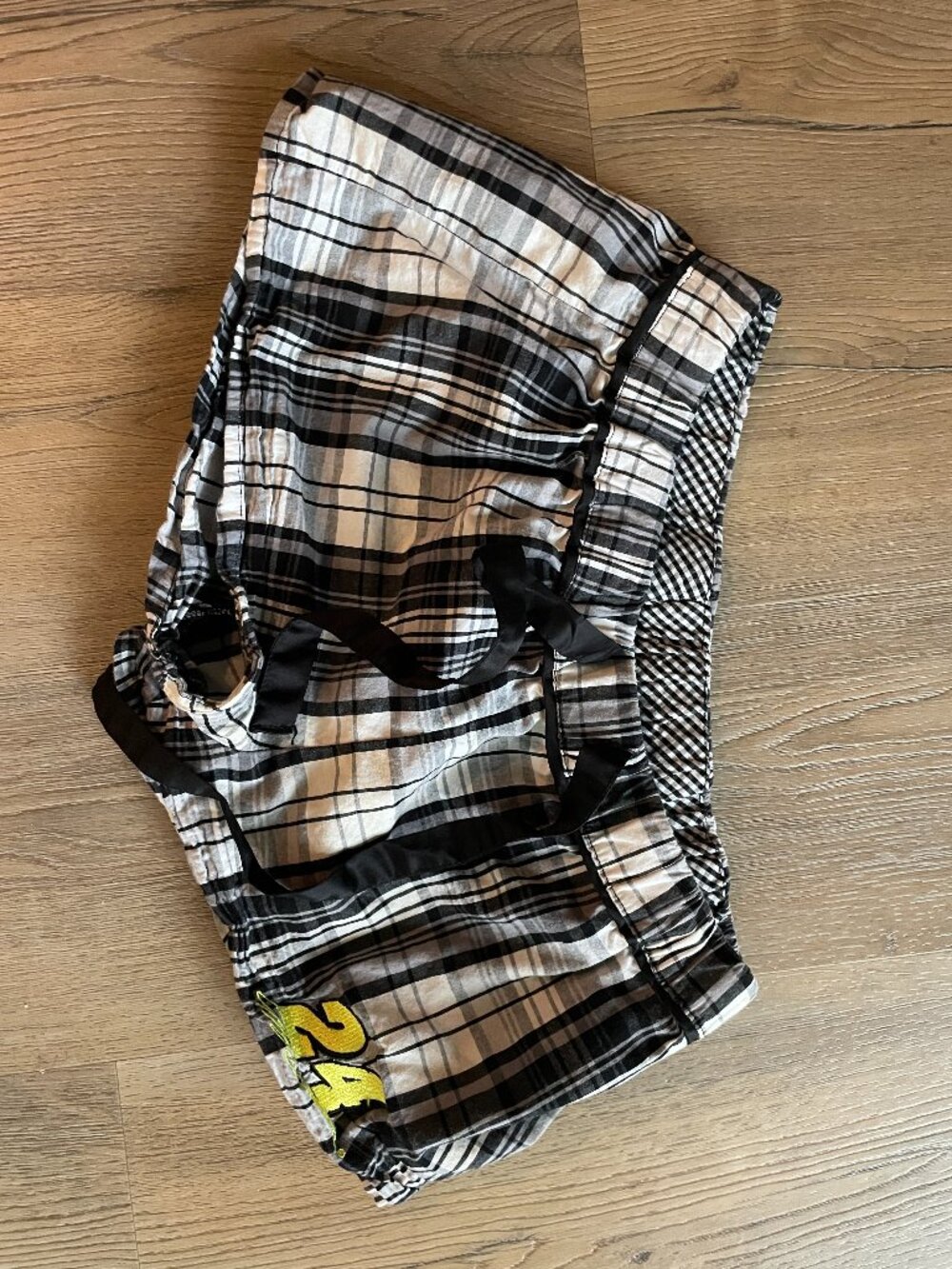 Nascar Women's Jeff Gordon 24 Black & White Plaid PJ Night Shorts Medium!